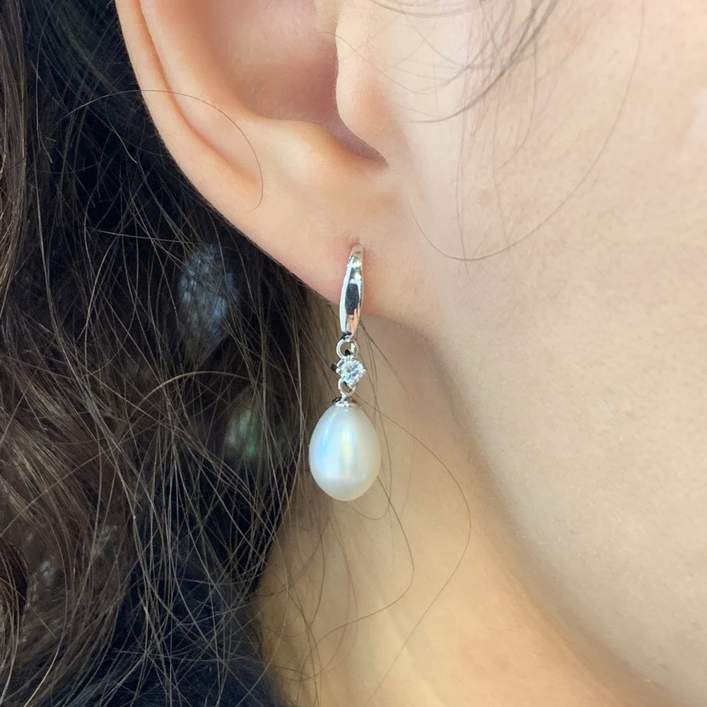Freshwater Pearl Earrings